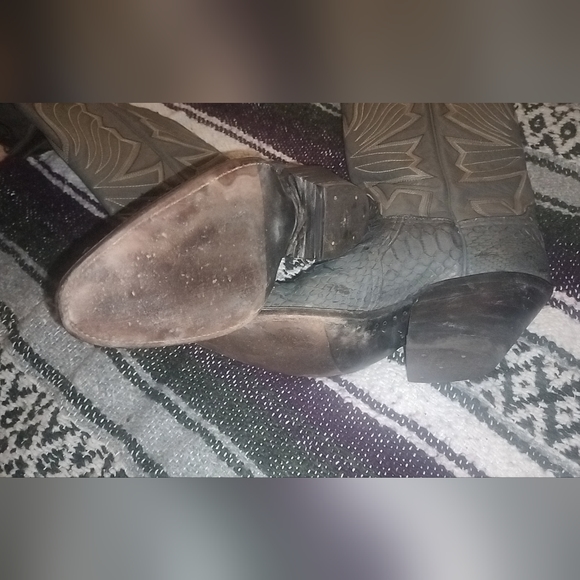 Woman's Snakeskin Hondo Boots - Picture 8 of 8